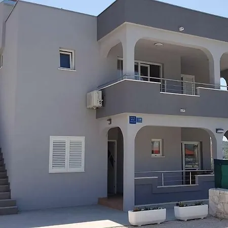 Rajcic Villa